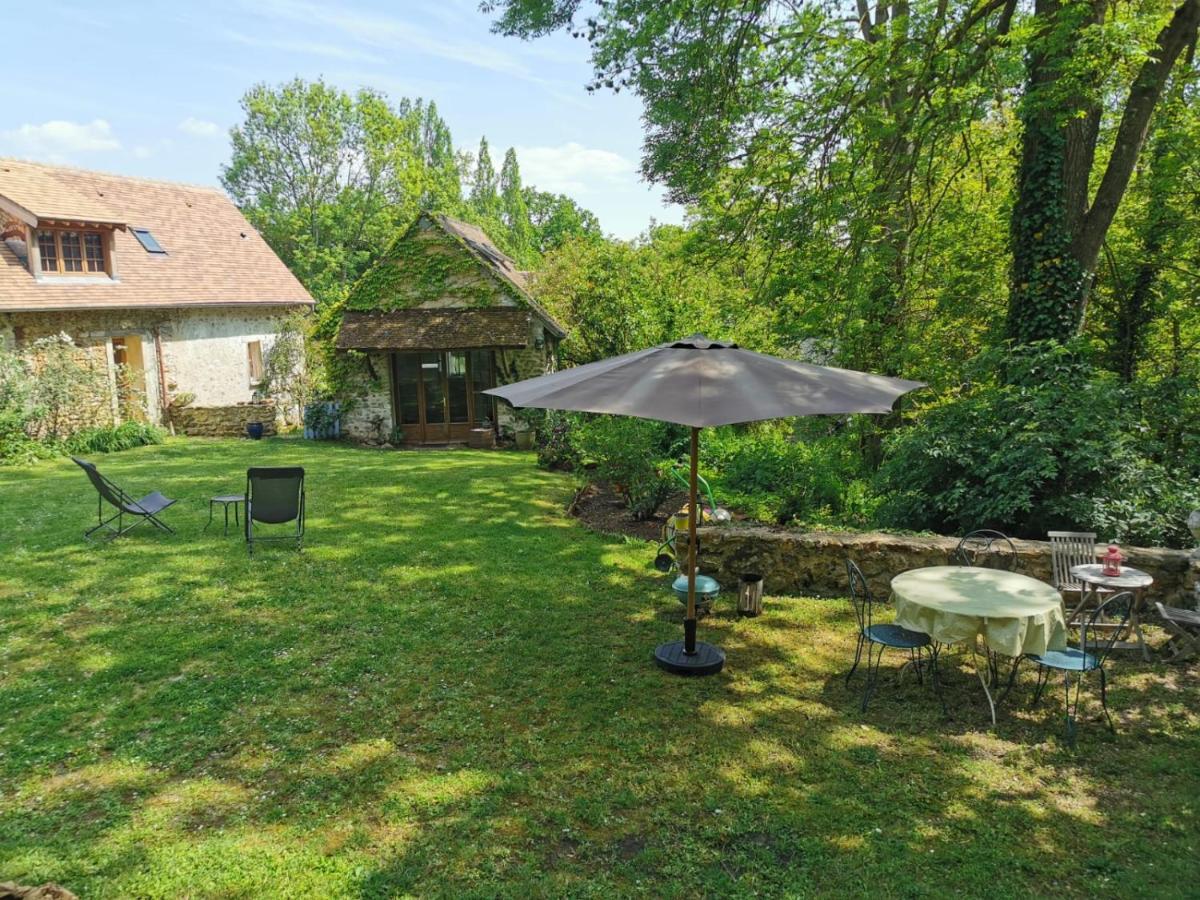 Hotel Domaine De La Folicoeur Sainte-Colombe-près-Vernon Zewnętrze zdjęcie